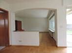 Blick ins Wohnzimmer - 2-Familien-Haus