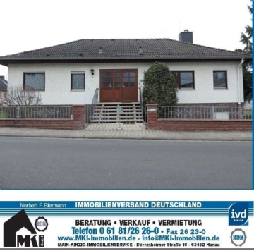 Großzügiger Walmdach-Bungalow, 63694 Limeshain-Rommelhausen, Einfamilienhaus