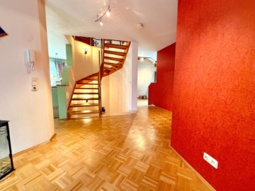 Einfamilienhaus mit herrlichem Garten in Nidderau-OT - Diele (7942)