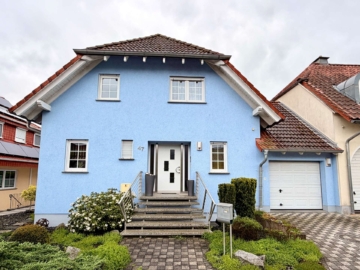Einfamilienhaus mit herrlichem Garten in Nidderau-OT - Aussenansicht (7961)
