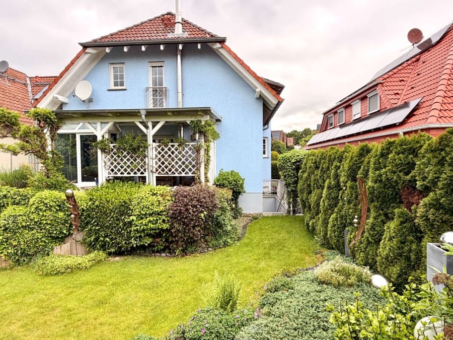 Haus Gartenansicht