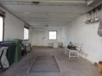 Garage mit Grube