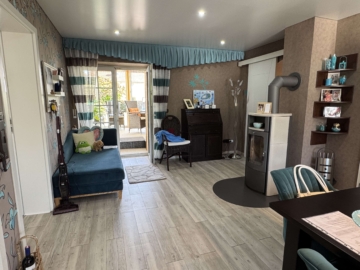 Großzügiges Zweifamilienhaus in bei Gelnhausen - Kamin EG (3135)