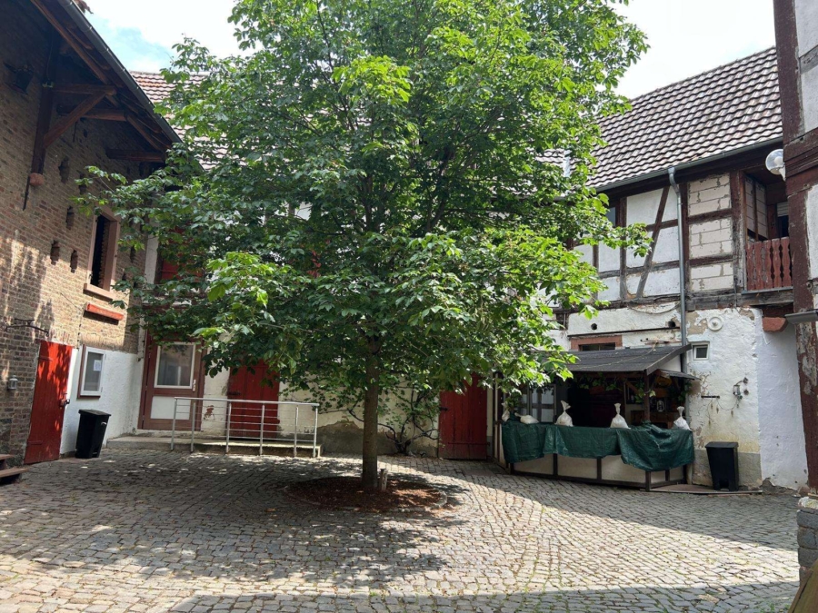 Innenhof 6