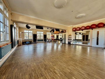 Helle und große Gewerbefläche im Stillvollen Altbau - Großer Raum 2 (5661)