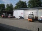 Hallen- und Freiflächen - Gewerbe-Liegenschaft plus 4-Familienhaus (Büro`s)