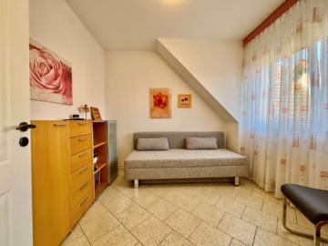 Exklusives Penthouse mit Wintergarten und Dachterrasse - Kinderzimmer (2121)