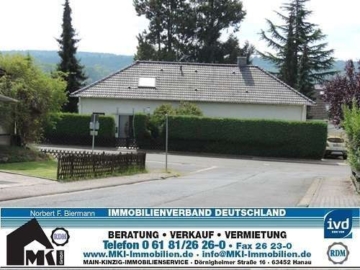 Wohn – und Kinderparadies in ruhiger Feldrandlage, 63505 Langenselbold, Bungalow