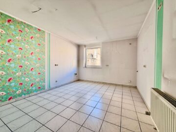 Gepflegte Hofreite mit Nebengebäude und Stallungen in Nidderau - Wohnung Schlafzimmer 1 (10792)