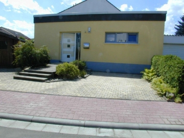 1-Familien-Reihenbungalow in Erlensee, 63526 Erlensee-Langendiebach, Bungalow