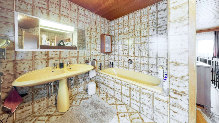 WG 2 Badezimmer OG