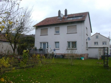 3-Familienhaus in feiner Lage, 63607 Wächtersbach, Zweifamilienhaus