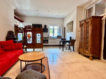 Möblierte Erdgeschosswohnung mit Loftcharakter in Gelnhausen-Meerholz - Wohnzimmer (5823)