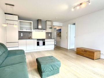 2-Zimmer-Eigentumswohnung mit Terrasse und kleinem Garten in feiner Lage … - Esszimmer (3171)