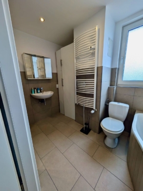 RESERVIERT – 3-Zimmer Eigentumswohnung in Hanau-Rosenau - Bad (3) (5348)