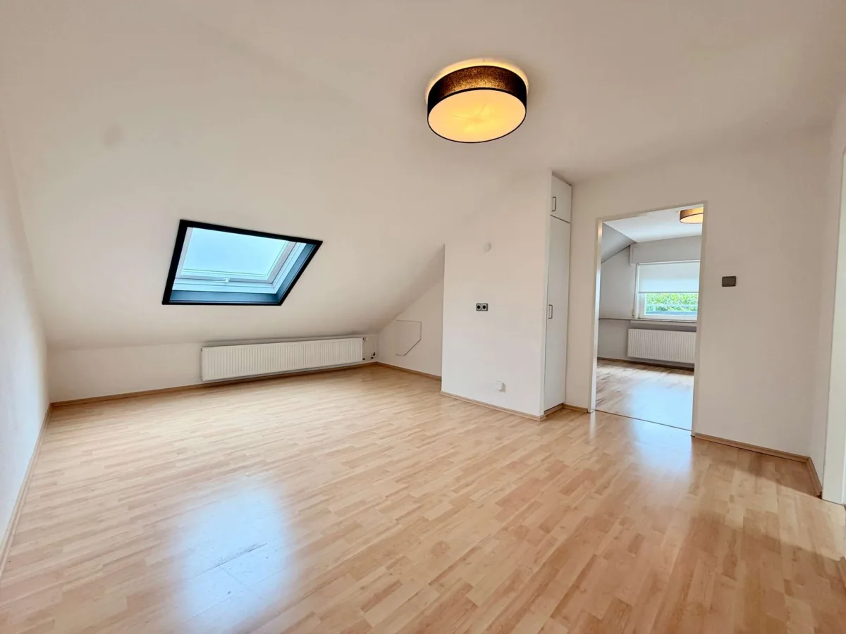 Studio OG Wohnhaus