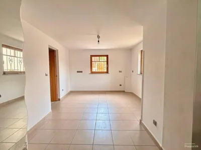 Besonderes Anwesen, Landhaus-Villa und modernes Wohnhaus, Privatsphäre und zeitlos modernes Ambiente - Werkstadt Villa (11746)