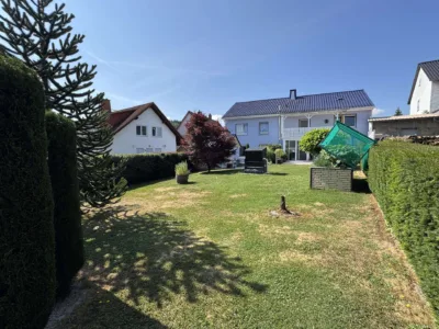 2 – Familienhaus bei Gelnhausen - Blick aus dem Garten (11961)