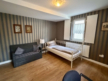 2-Zimmer-Wohnung in Gelnhausen-Meerholz - Schlafzimmer (5845)