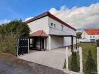 Einfahrt Carport