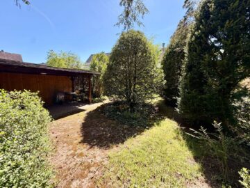 Repräsentative 3-Familien-Villa in bester Lage von Hanau - Garten (3) (10500)