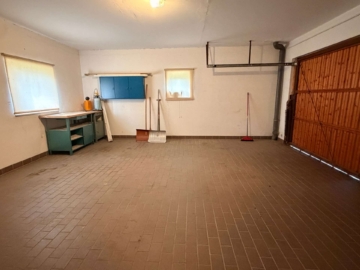 Einfamilienhaus in Bad Vilbel-Gronau vor den Toren von Frankfurt - Garage (10090)