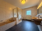 Badezimmer EG