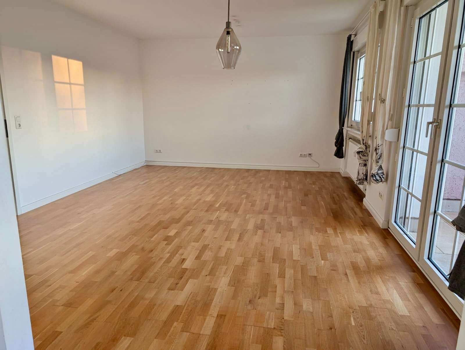 Wohnzimmer (2)