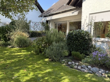 Repräsentativ und großzügig … Einfamilienhaus in bester Lage von Hanau mit Blick ins Grüne - Garten 1 (2066)