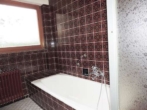 Badezimmer - 1-Familienhaus in ruhiger Anliegerstraße
