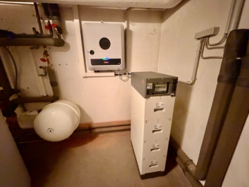 Repräsentative 3-Familien-Villa in bester Lage von Hanau - Photovoltaikspeicher (6310)