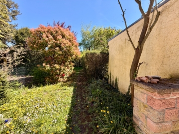 Repräsentative 3-Familien-Villa in bester Lage von Hanau - Garten (6306)