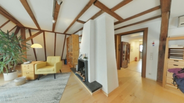 Repräsentative 3-Familien-Villa in bester Lage von Hanau - Wohnzimmer DG (6300)