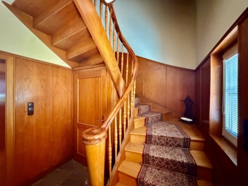 Repräsentative 3-Familien-Villa in bester Lage von Hanau - TReppenhaus (6302)